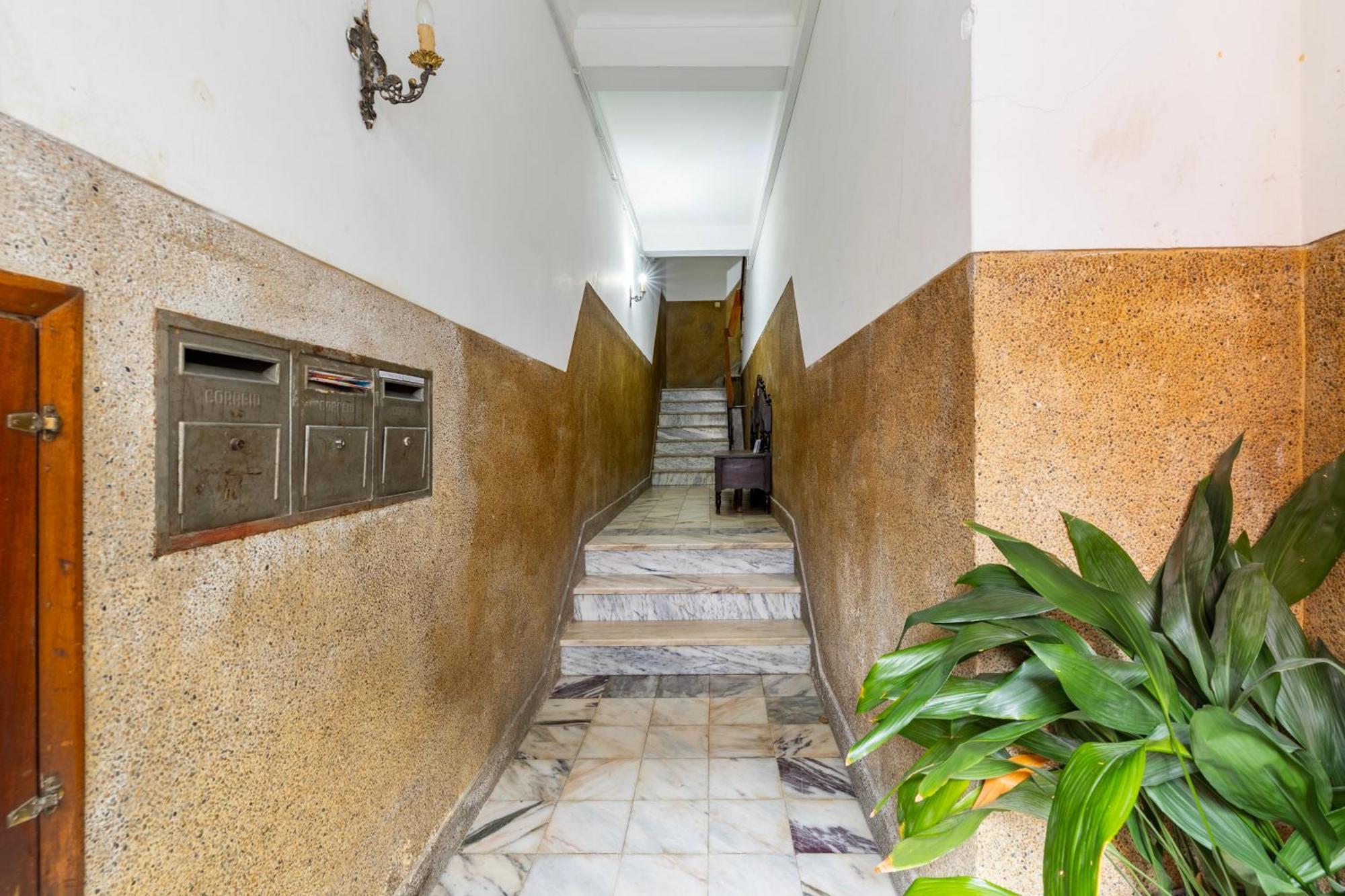 Cosy Remodeled Apartment In The City Center 凡道 外观 照片