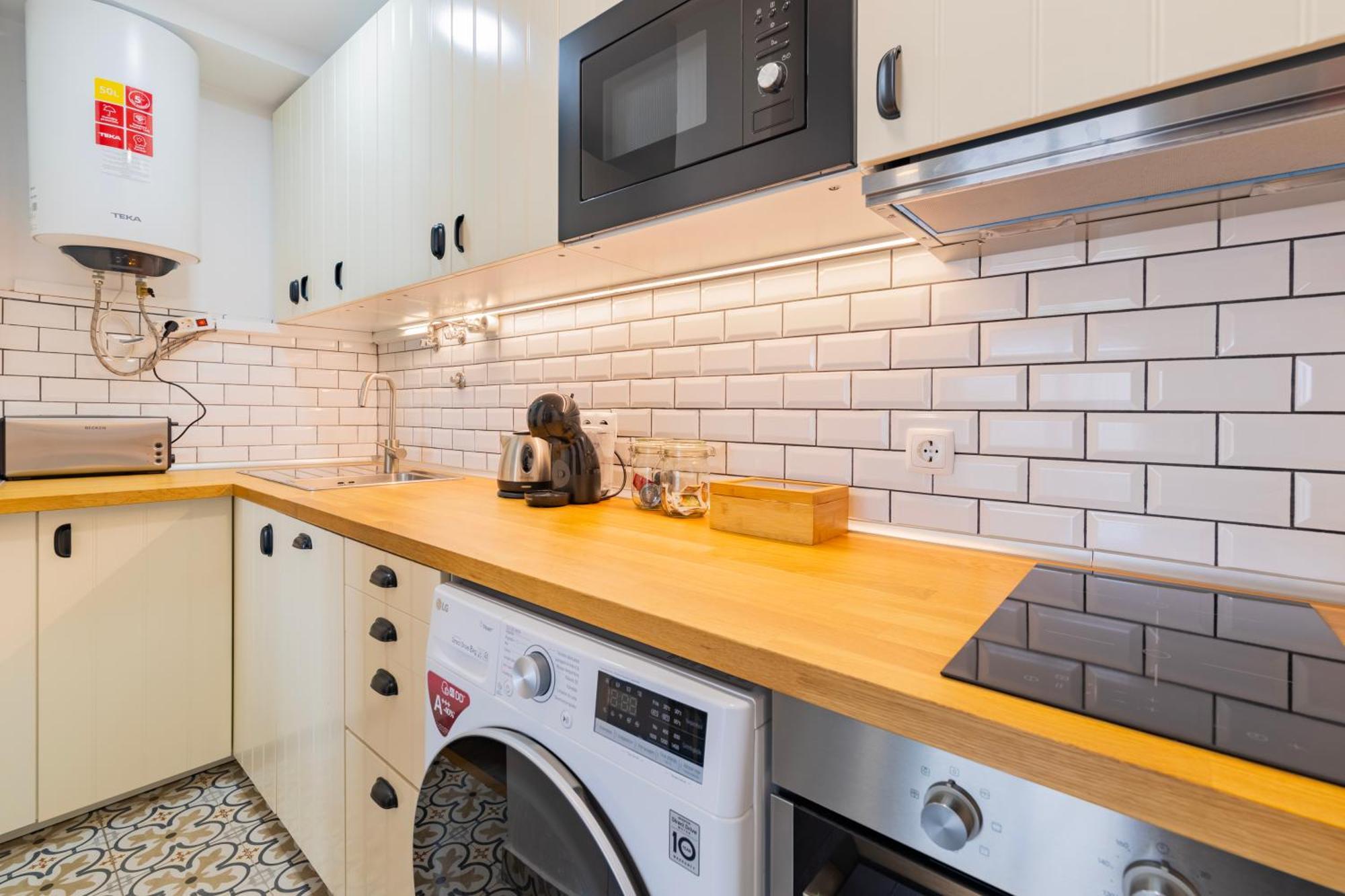 Cosy Remodeled Apartment In The City Center 凡道 外观 照片