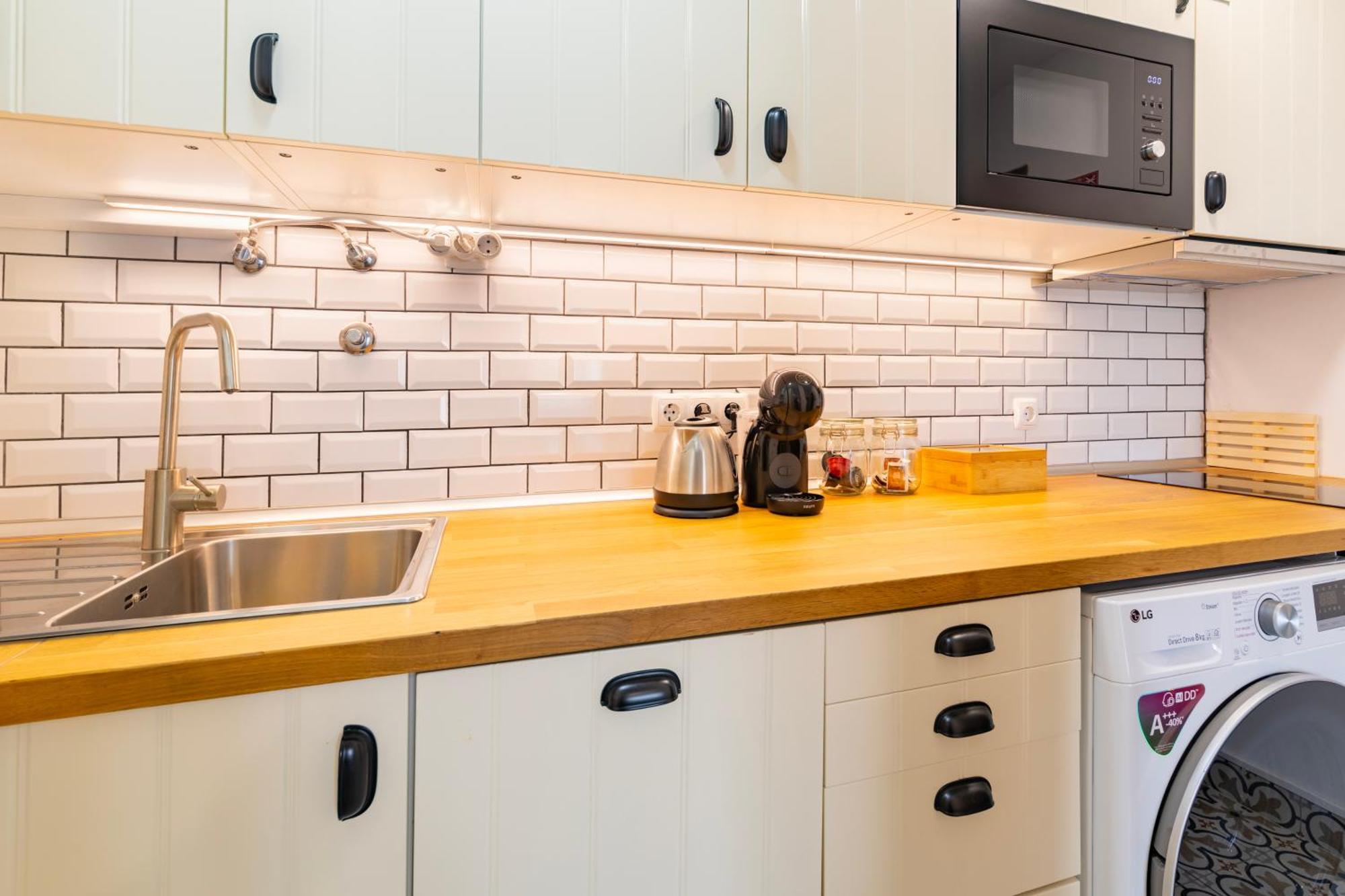 Cosy Remodeled Apartment In The City Center 凡道 外观 照片